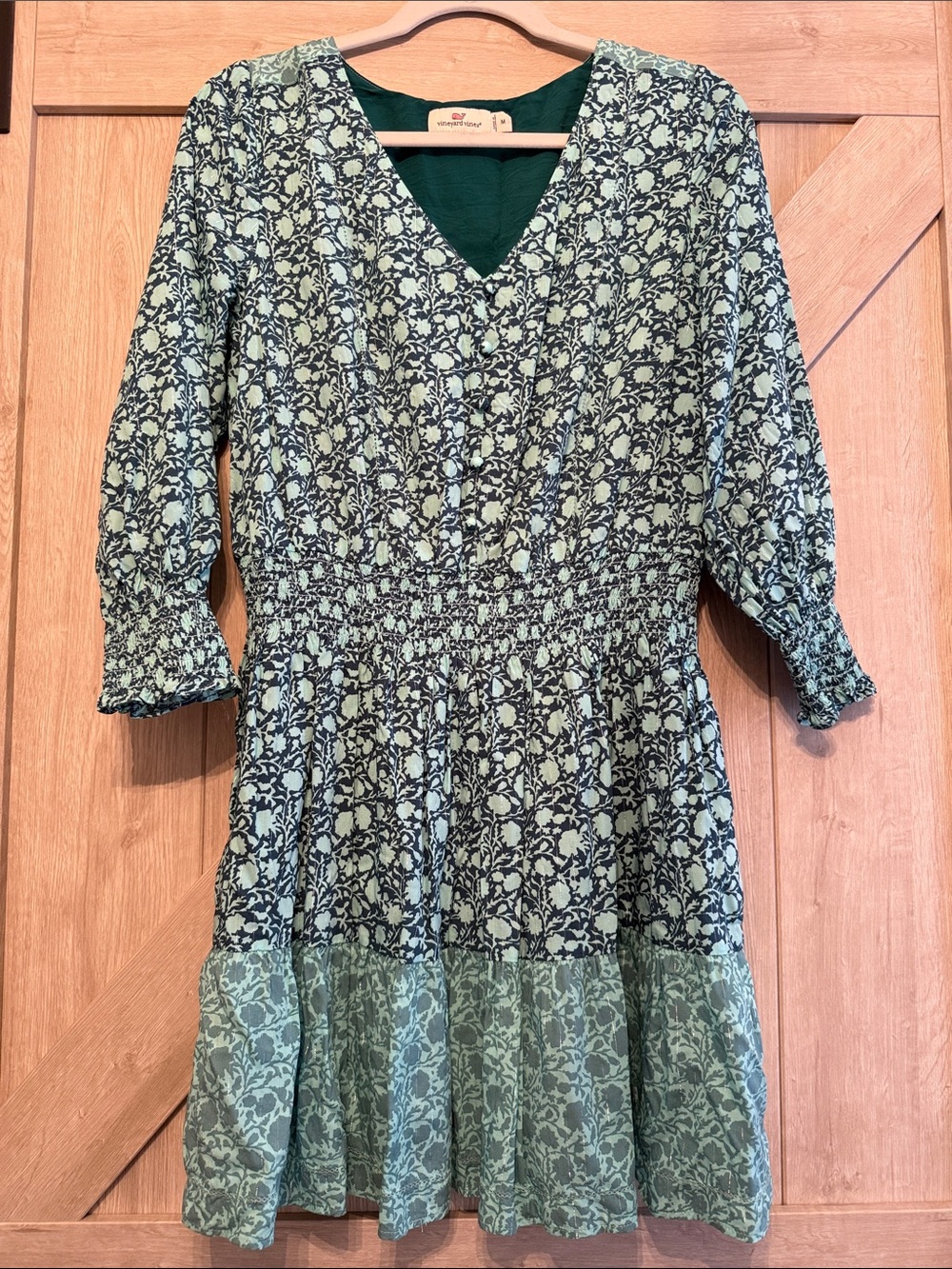 Vineyard Vines Green Floral V-Neck Tiered Dress